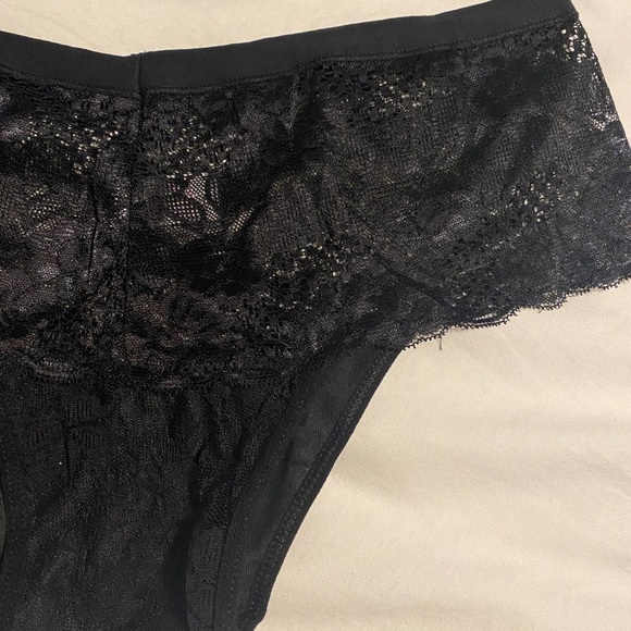 NWOT Sexy lace bralette (L) with matching hipster panty (XL) - Picture 3 of 3